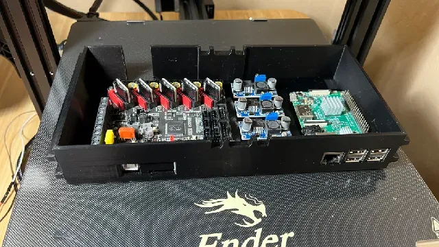 Ender 3 Series Mainboard Enclosure(s) — Фото 2 из 14