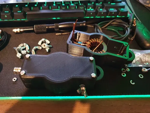 Ham portable balun unun choke box — Image 2 of 16