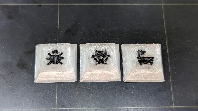 Complete Cherry MX stem keycap set optimized for 3D printing (riskeycap profile, multi-material) — Image 9 of 12