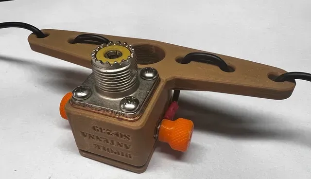 QRP dipole antenna for ham radio, or short wave listening — Image 7 of 7