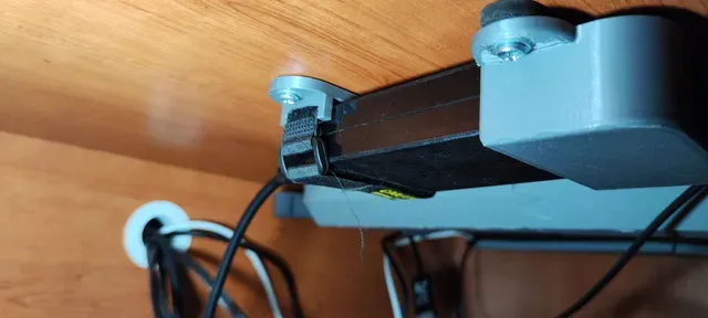 Laptop Charger Holder — Фото 2 из 4