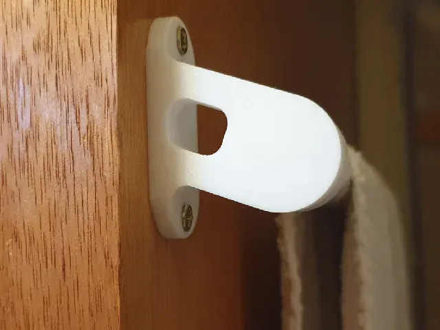 Towel Rail L-Bracket (for 20mm & 1/2" Pipe - 2 Variants) — Image 3 of 8
