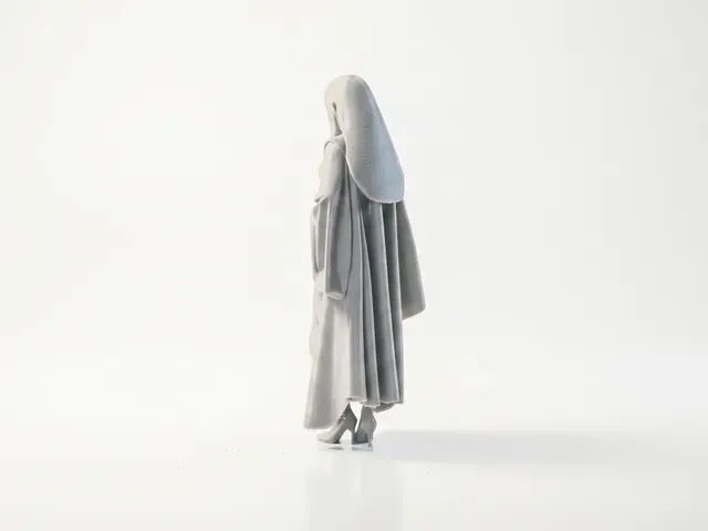 Elegant Hooded Figure Female Statue 3D Printable — Фото 5 из 5