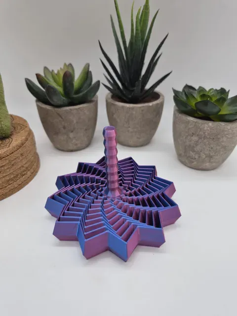 Fractal Star Fidget Toy with Handle - 4 Sizes — Фото 5 из 6