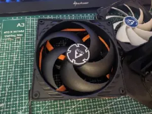 140mm to 120mm Fan Adapter