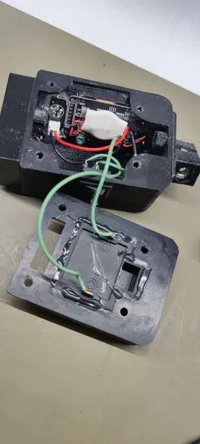 Makita 18V LXT battery T12 soldering station V2.0 — Image 4 of 4