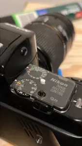 Nikon F-401s Dial Lock Button