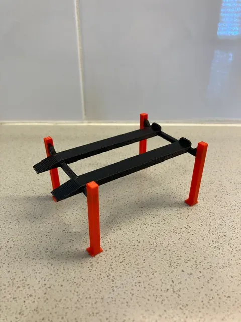 Hot Wheels Diecast 1:64 Scale 4-Post Car Lift Display (No glue) — Фото 6 из 12