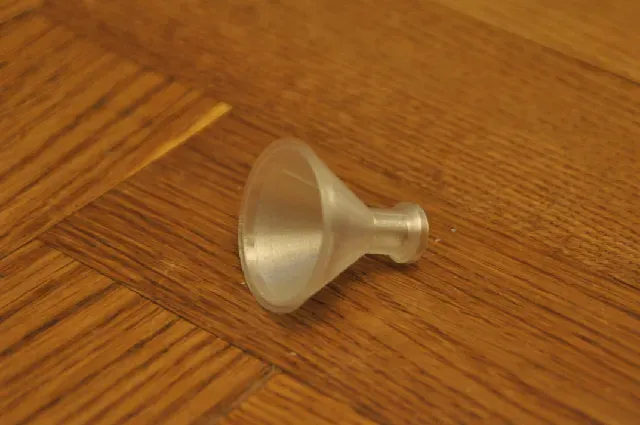 Pokeball treat toy for cats — Image 6 of 8