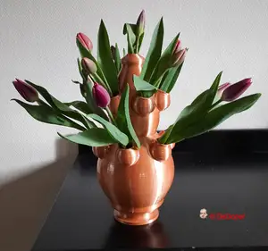 17th century Tulip vase A Dutch design