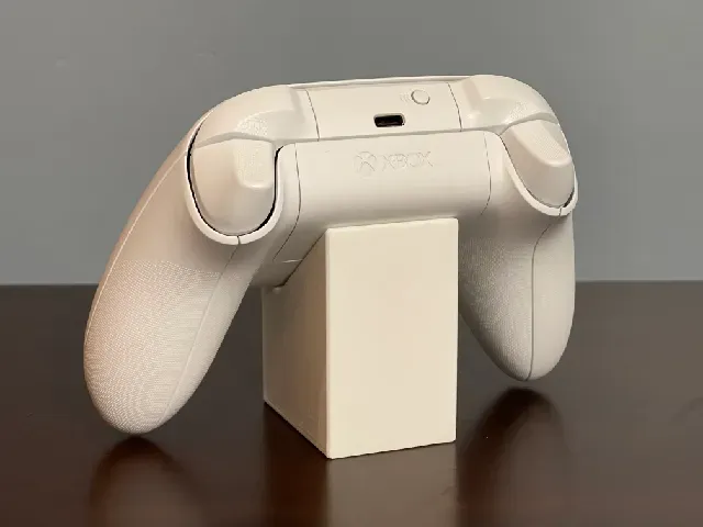 Minimalistic Xbox Controller Stand — Фото 15 из 15