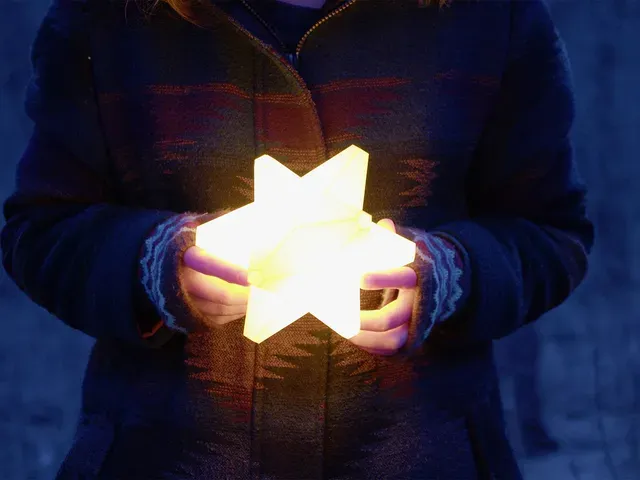 Star Fragment Lamp