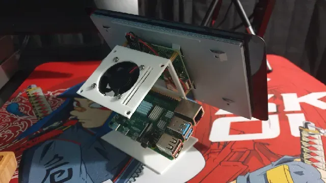 Raspberry Pi Touch Display 7inch - Small Stand for Raspberry Pi - 40mm Fan Mount - Display Shell
