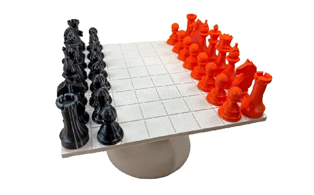 Tipping Point- Balancing Chess Set — Фото 3 из 9