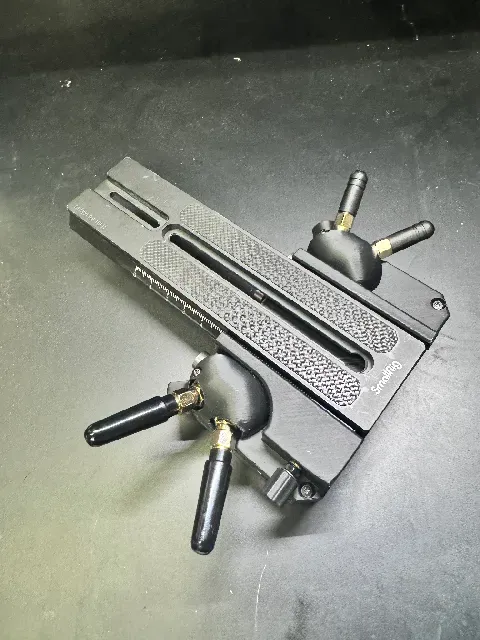 Accsoon Cineview to Manfrotto Style Baseplate undermount for DJI Ronin RS4 Pro or RS3 Pro