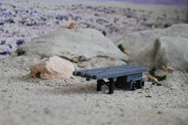 Flatbed Trailer and Riot Shield for Core Class Optimus Prime — Фото 3 из 7