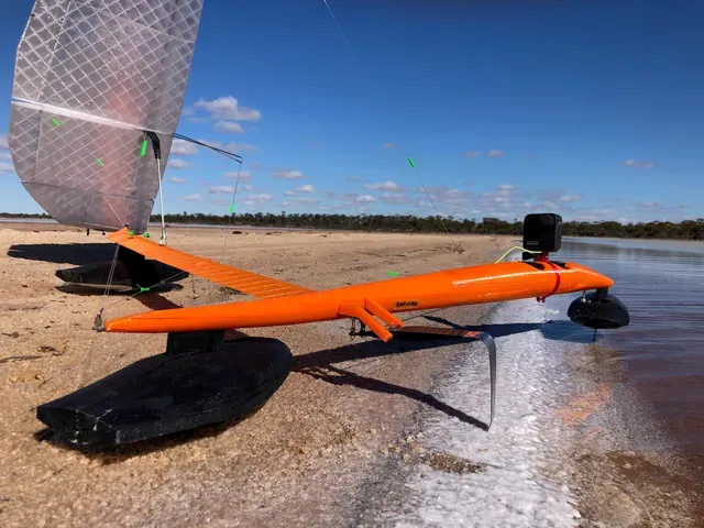 Sail Rocket 2 1:10.5 scale — Фото 2 из 40