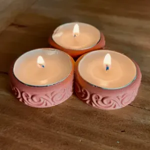 Sculpted Tea Light Candle Holder