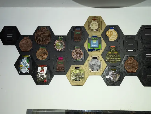 Hexagonal Medal Holder - sechseckiger Medaillenhalter