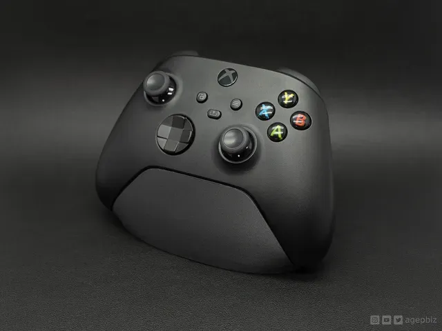 Minimalistic Xbox Controller Stand