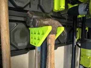 Hammer holder v2 for Ryobi Link