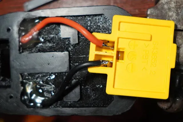 Makita 18v to AEG/Ridgid battery adapter — Фото 5 из 8