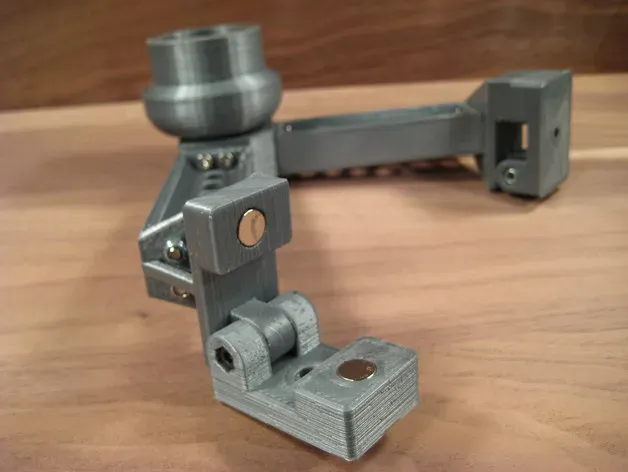 Vintage Iron Work Inspired Paper-Towel Holder — Фото 15 из 22