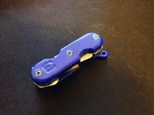 So Make It Swiss Army style keyring V2 with thumbnail cutouts