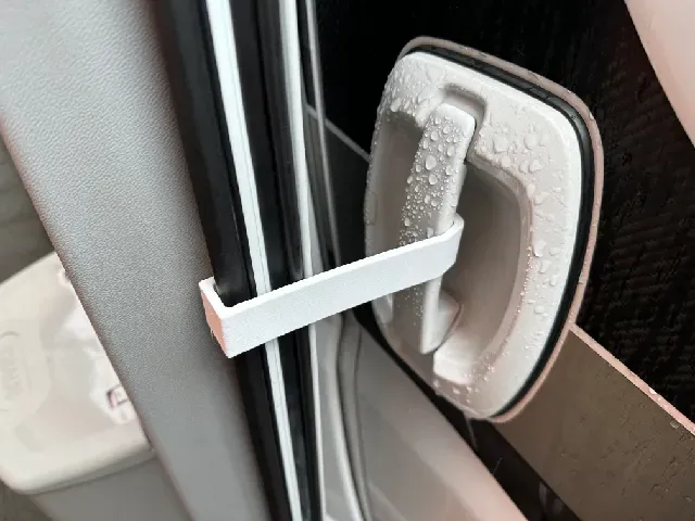 Knaus Van TI 650 MEG 2019 Door clip