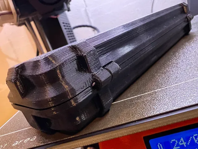 Deburring Tool Case 150mm (AFA Tooling) - Improved hinge and clasp — Image 3 of 4