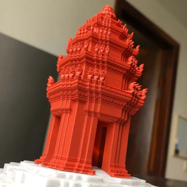 Independence Monument - Phnom Penh, Cambodia (Lamp) — Фото 7 из 9