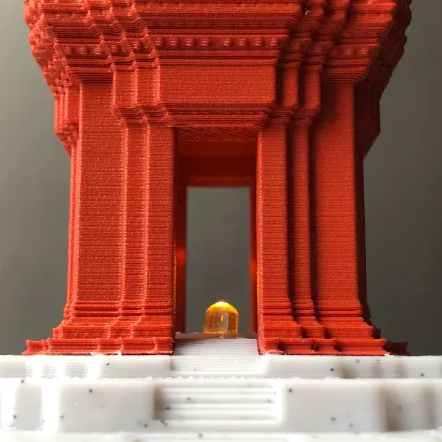 Independence Monument - Phnom Penh, Cambodia (Lamp) — Фото 2 из 9