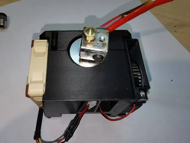 Anycubic i3 mega Hotend fan box (also Mega-S, Mega-X, Full Metal, BLTouch & E3DV6 versions) — Image 17 of 30