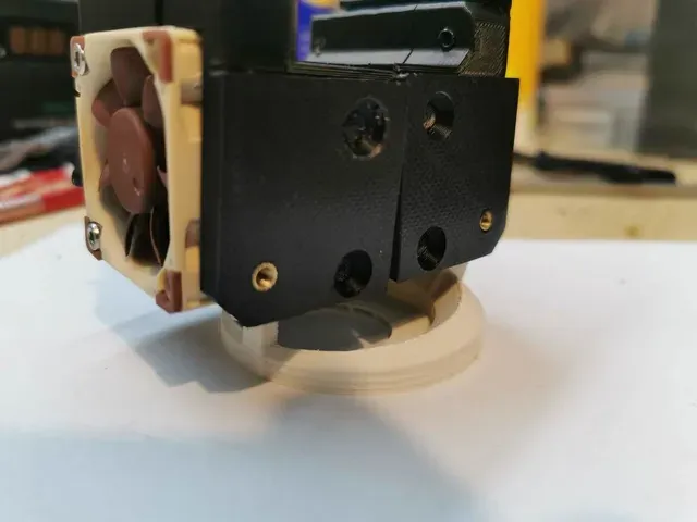 Anycubic i3 mega Hotend fan box (also Mega-S, Mega-X, Full Metal, BLTouch & E3DV6 versions) — Image 18 of 30