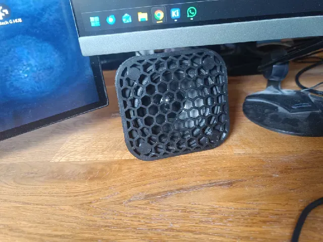 Minimalist Housing for Logitech Z333 (Space-Saving Mod)