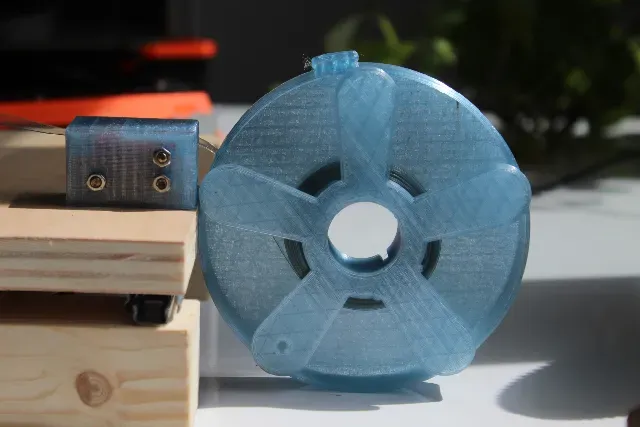 Machine to convert PET plastic bottles into filament for 3D printers — Фото 12 из 15