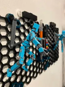 Honeycomb Wall Holder - LUCKY 13 Base Joint