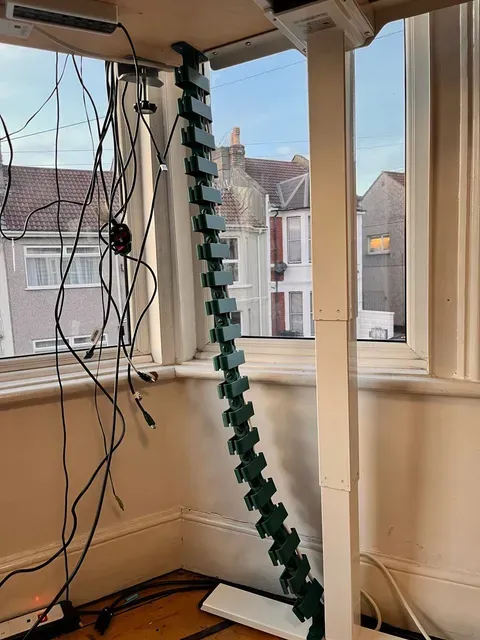 3D Printed Cable Management Spine — Фото 11 из 13