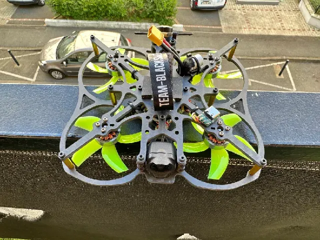 The PickleWhoop V2 (25) : cinematic whoop frame — Фото 3 из 15