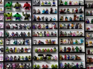 Lego Minifig Display Wall