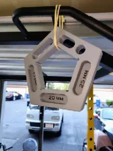 Portable Pentagonal Hangboard - Grip & Strength Training Tool