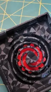 Twist Lock Trick Box - Magnetic Locking Lid (Square)