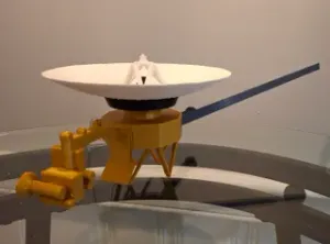VOYAGER 1 & 2 MODEL
