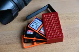 Flip & Clip SD Card Organizer by KMS