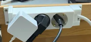 Bracket Holder Hama Triple Power Outlet (Steckdosenhalter)