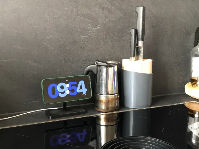 Iphone Magsafe Standby Stand — Фото 2 из 10