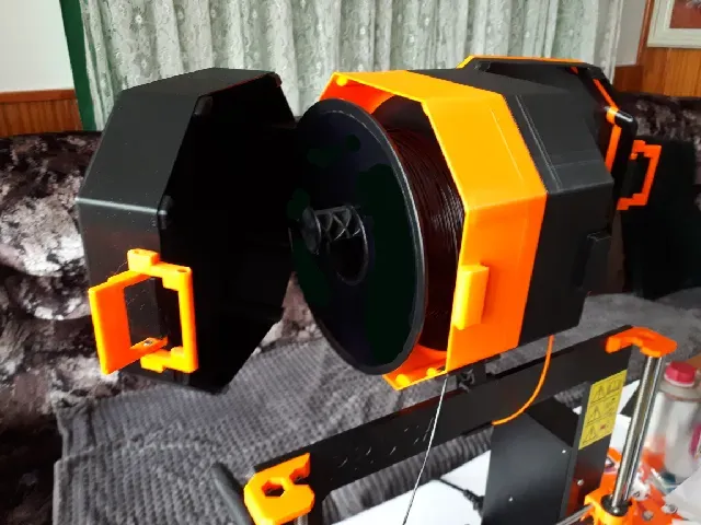 Box cívek přímo na tiskárnu na originál Průša MK3.