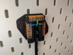 Skadis Wago 221 Power Distribution Block