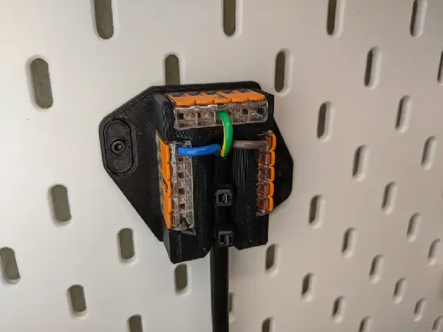 Skadis Wago 221 Power Distribution Block