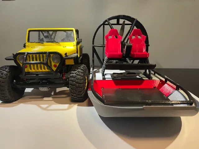 Glade Runner RC Airboat 1:8 scale by Black Crow — Image 9 of 20